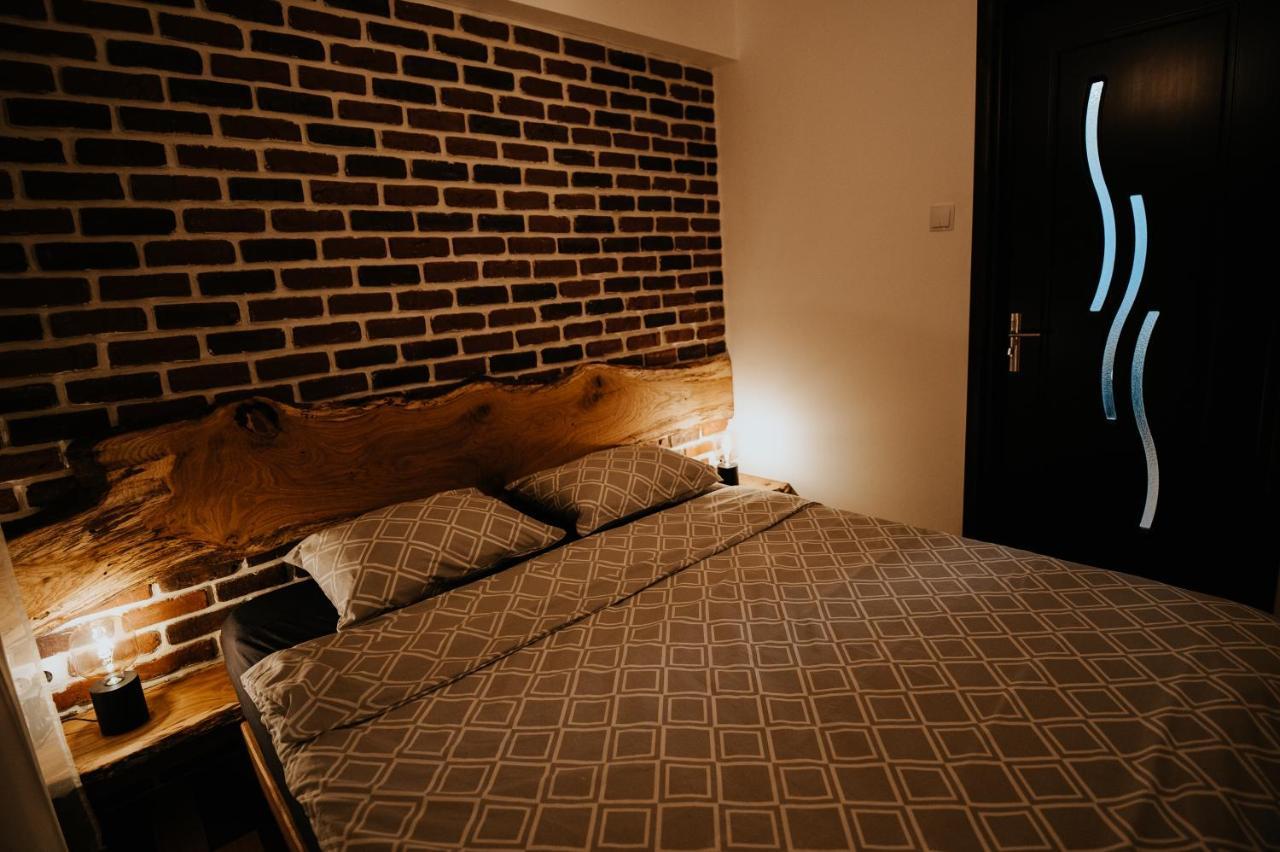 Doux Apartman Odorheiu Secuiesc Eksteriør billede
