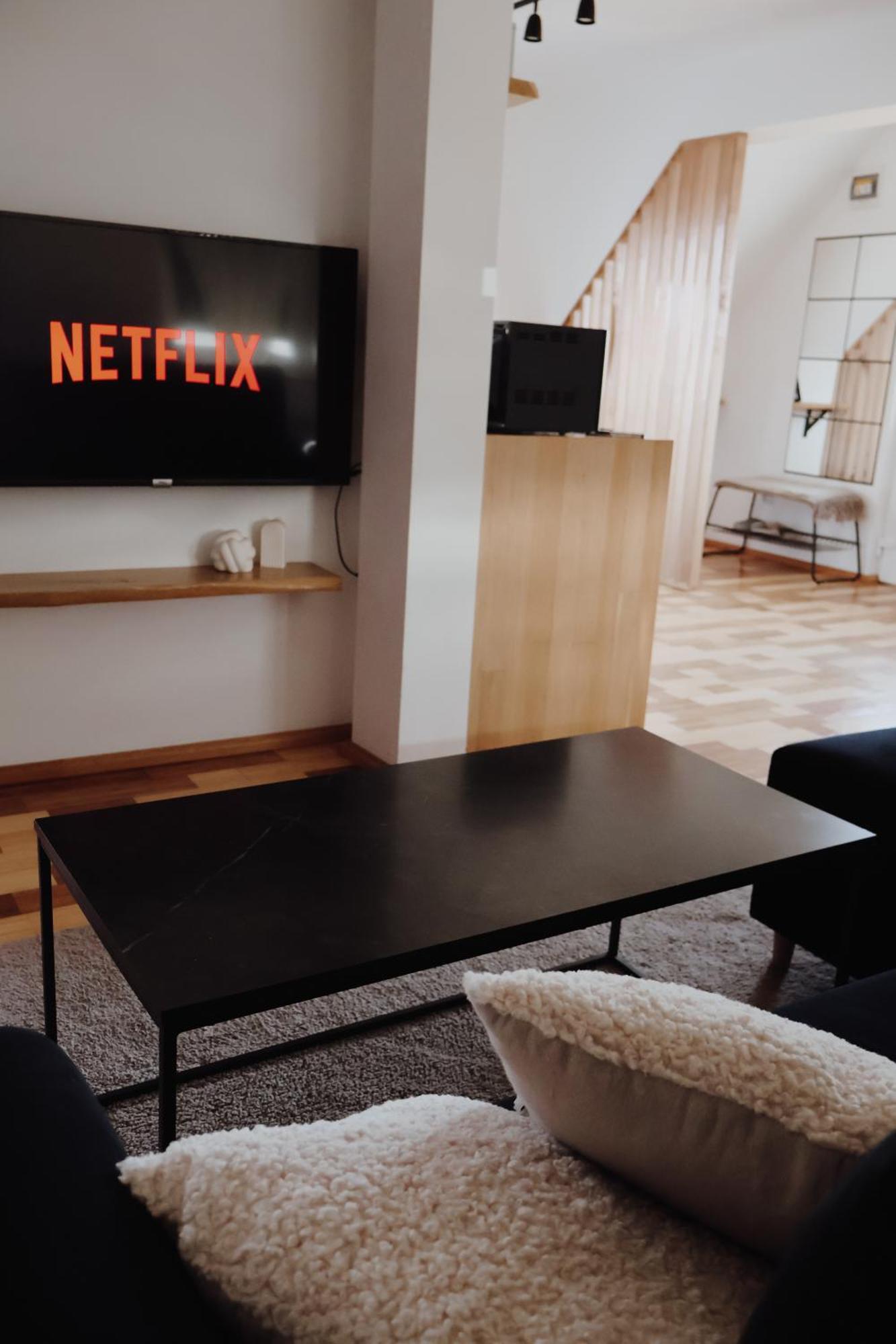 Doux Apartman Odorheiu Secuiesc Eksteriør billede