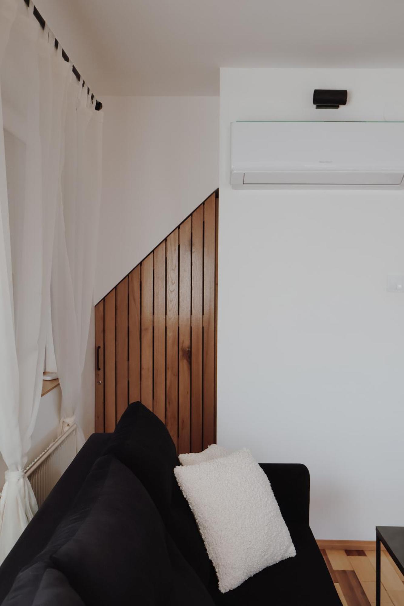 Doux Apartman Odorheiu Secuiesc Eksteriør billede